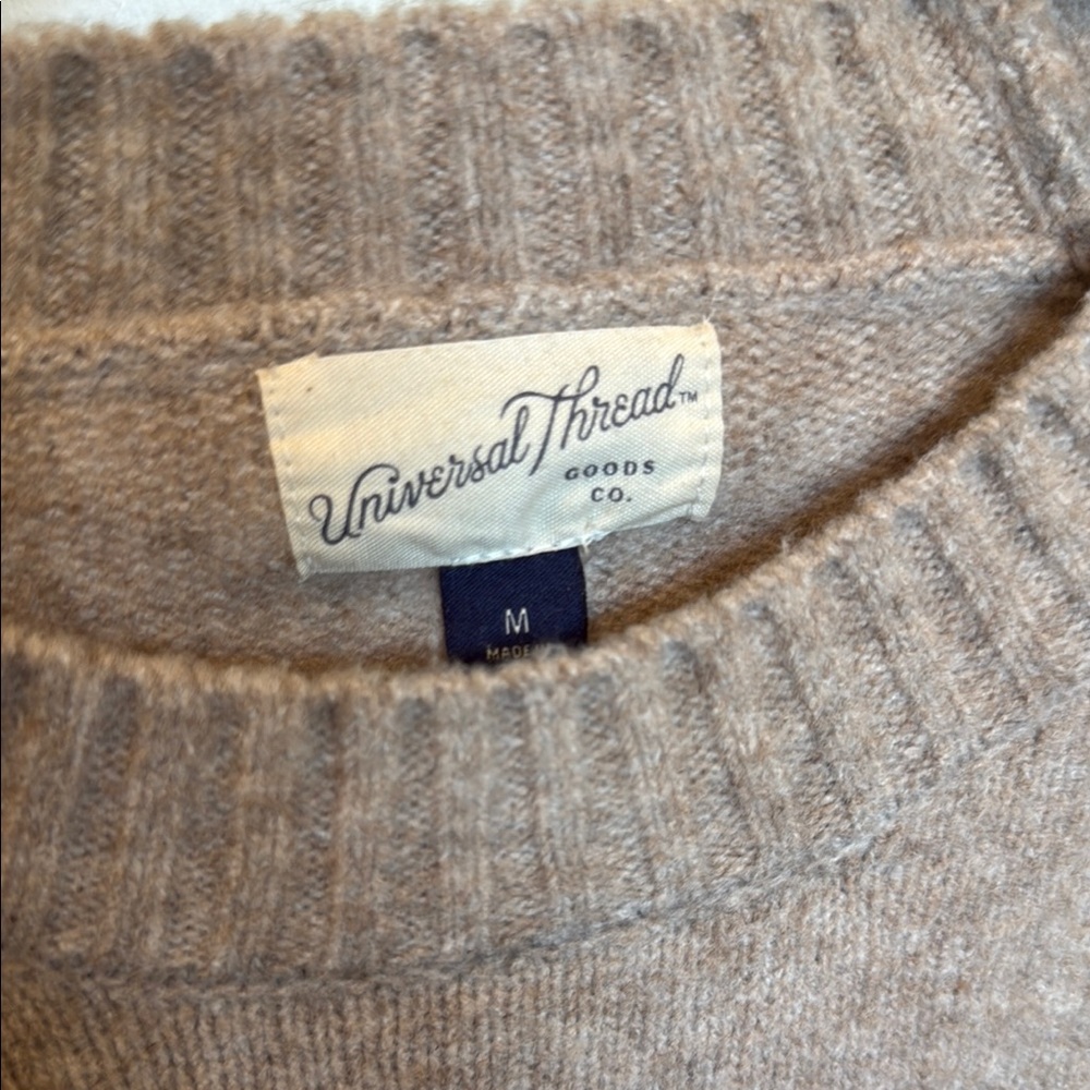 Tan Crew Neck Sweater with Chunky Knit and Relaxed Fit - Picture 2 of 2